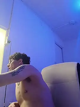 TitanNoir Live XXX-chat