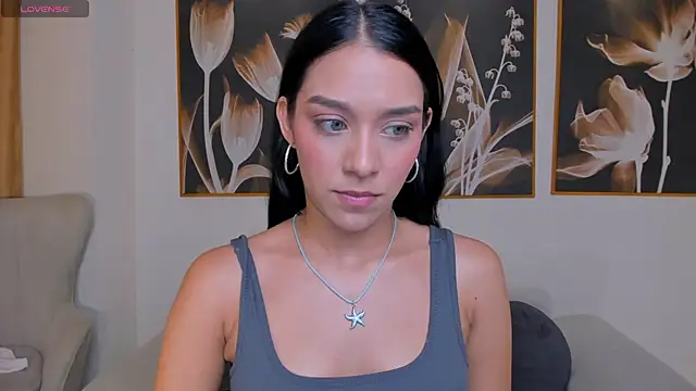 XXX chat uživo modela AmaliaCrus