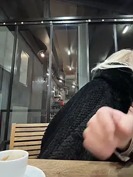 HOTLadyluna's Live XXX Chat