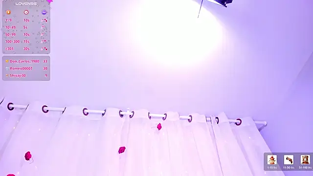 XXX chat uživo modela blush_bloom