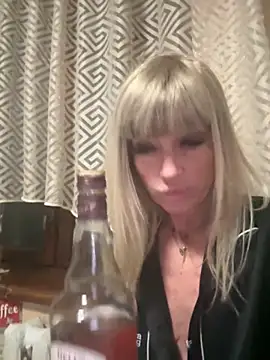 XXX chat uživo modela AlinaGrosu