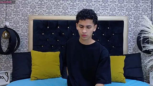 Dark_Sultan webkamerás műsora