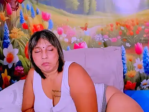 indianroxy Live XXX Chat