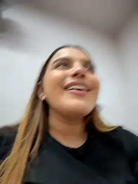 Chat XXX en directo de Colibri_xxx