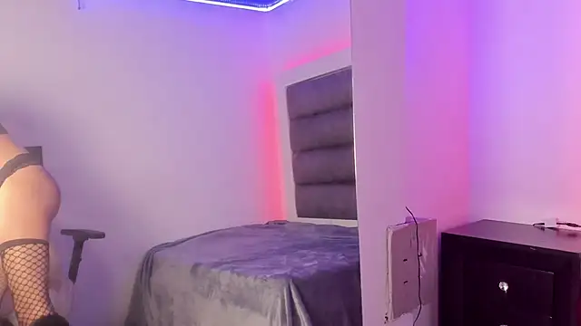 adhalee_js Chat XXX in diretta