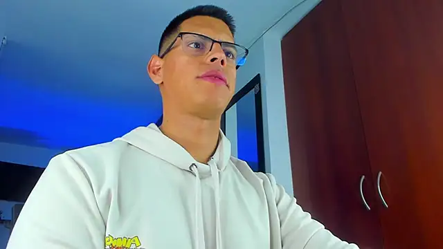 دردشة _John_Boy_ الجنسية المباشرة