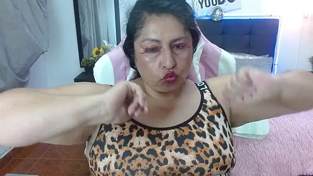 Czat XXX na żywo – Keyla01_