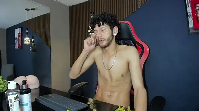 LuckySammer Webcamshow