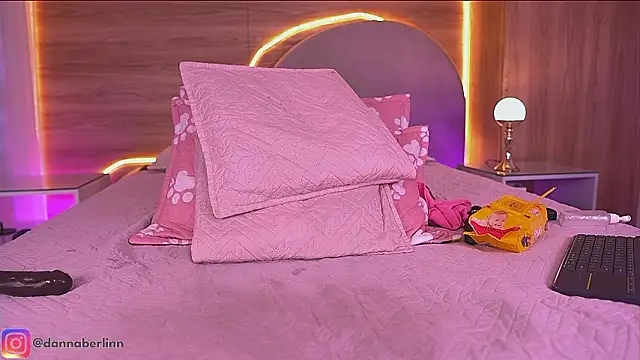 danna_berlin_ 即時 XXX 聊天