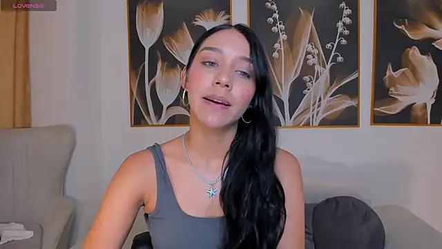 AmaliaCrus' Live XXX Chat