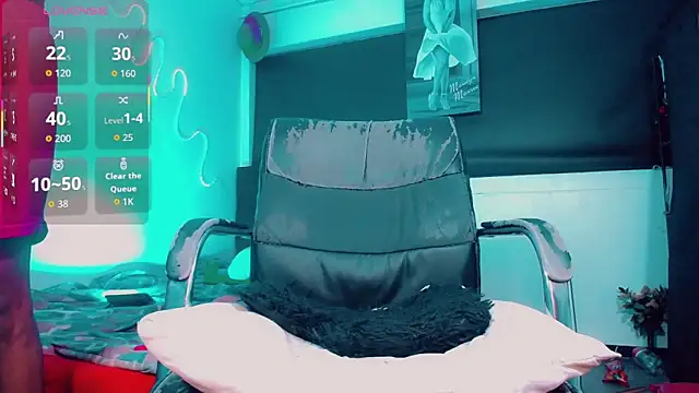 Kendall_hornyy – Naživo XXX chat