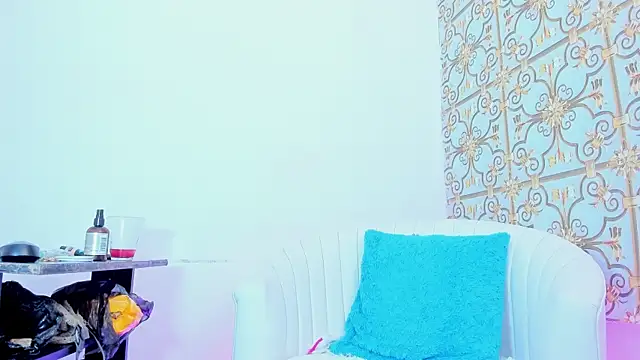 Cleopatra_Trans Adlı Modelin Canlı XXX Sohbeti