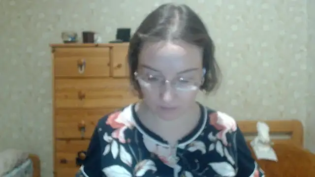 Smart_Rose Adlı Modelin Canlı XXX Sohbeti