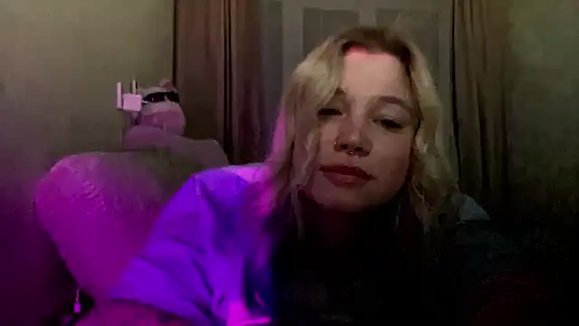 XXX chat uživo modela Lulu_Di