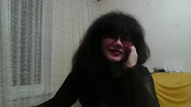 Show modela SilviaSky51 na web-kameri