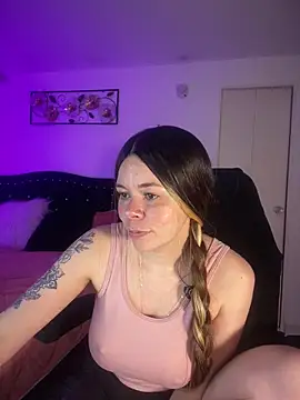 carolina16love: онлайн-секс-чат