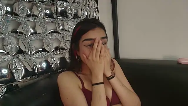 Chat XXX en directo de lala_cherry