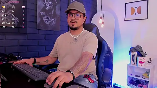 DaviidEvans_ Live XXX-chat