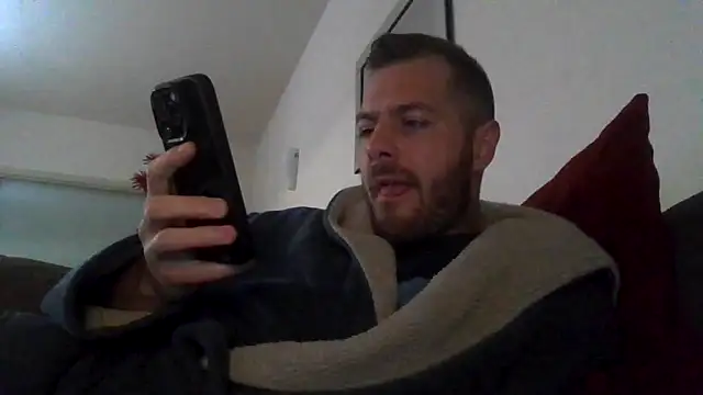 THE_CHEEKY_ALPHA's Live XXX Chat