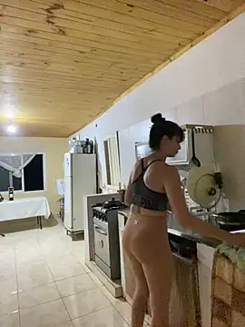 aphrodite_sexy Adlı Modelin Canlı XXX Sohbeti