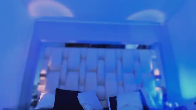 revenmiller_ Adlı Modelin Web Kamerası Şovu