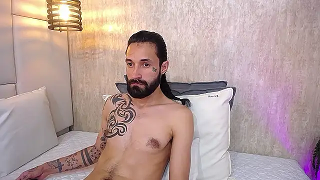 Hisoka_011 Adlı Modelin Canlı XXX Sohbeti