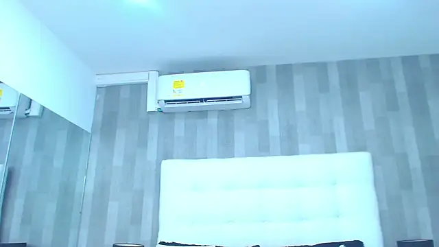 LeahMillerr Pertunjukan Webcam