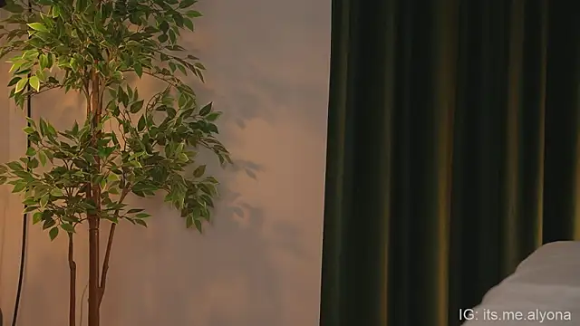 Alyonaqueen_'s Live XXX Chat