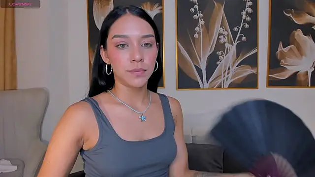 AmaliaCrus Chat XXX in diretta