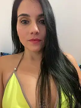 Miaswwe Chat XXX live