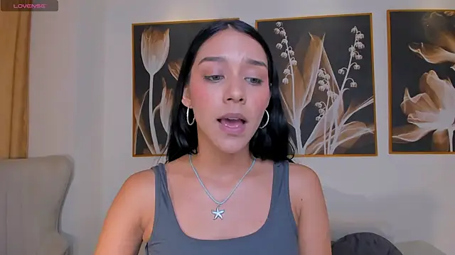 Chatroom XXX en direct de AmaliaCrus