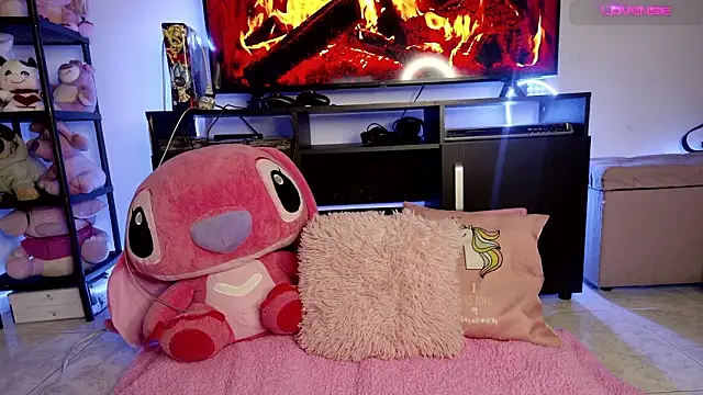 TiffanyBela's Live XXX Chat