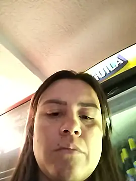 karlagiraldo198: απευθείας συνομιλία ΧΧΧ