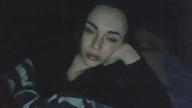 Trinsy_Love: απευθείας συνομιλία ΧΧΧ