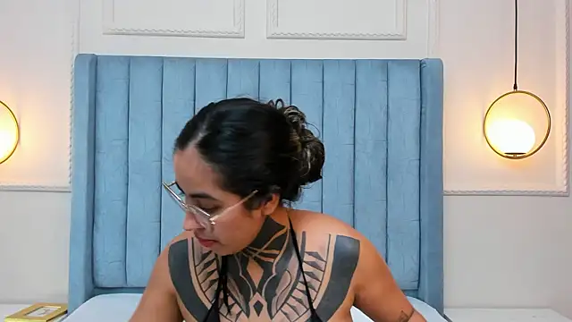 NicoleBlum's Live XXX Chat