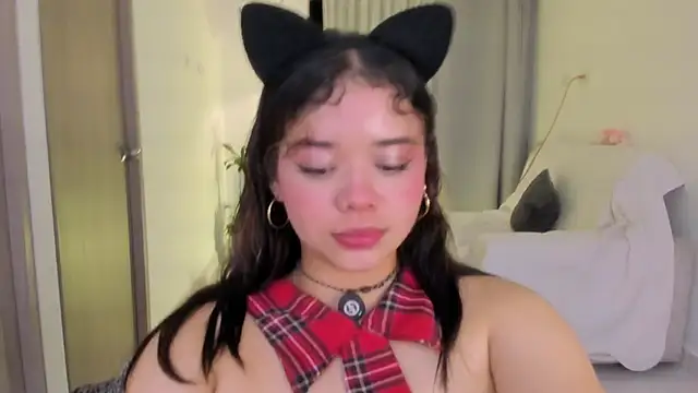 NikaVelvet1のライブXXXチャット