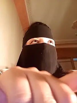 دردشة LONA-_- الجنسية المباشرة