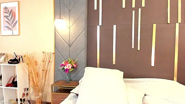 OliviGrace Chat XXX live