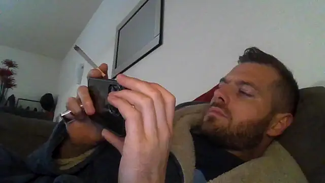 THE_CHEEKY_ALPHA Pertunjukan Webcam