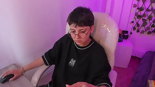 Nathaly_ds' Live XXX Chat