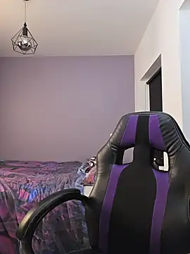 MiaRides19 Chat XXX in diretta