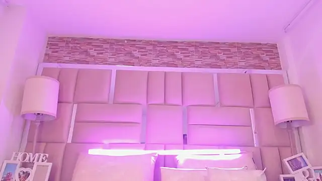 ShaniaBrownn – webcam-show