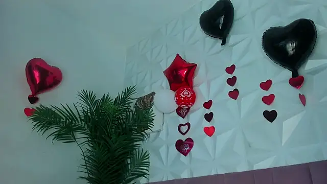 Chat +18 de Hellen_Sky ao vivo