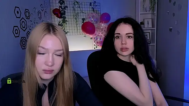 Chat +18 de playful_sophie ao vivo