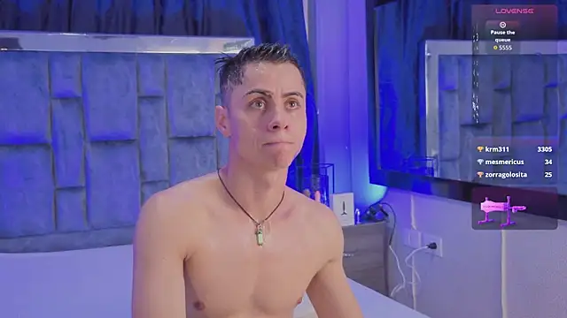 LeoMonnroe 现场XXX聊天