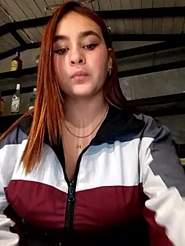 katty_42 在線直播表演