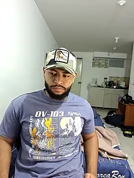 KLEYTON33 在線直播表演