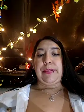 keny__a élő XXX-chatje