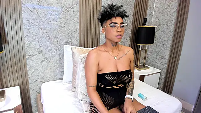 LuciaWallace – Live XXX-chat