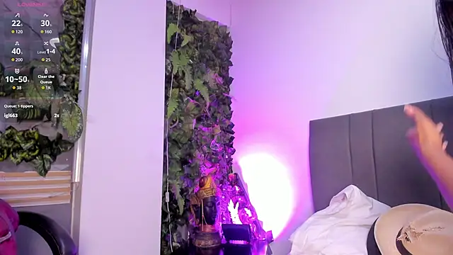 Fernanda_liie_ Adlı Modelin Canlı XXX Sohbeti